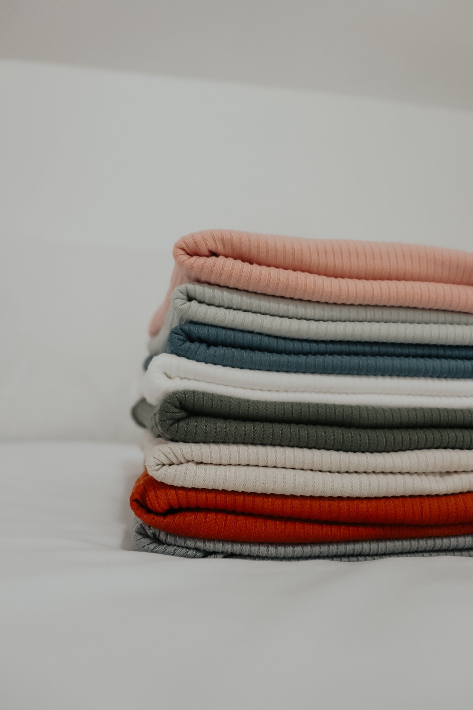 River Ribbed Stretch Swaddle