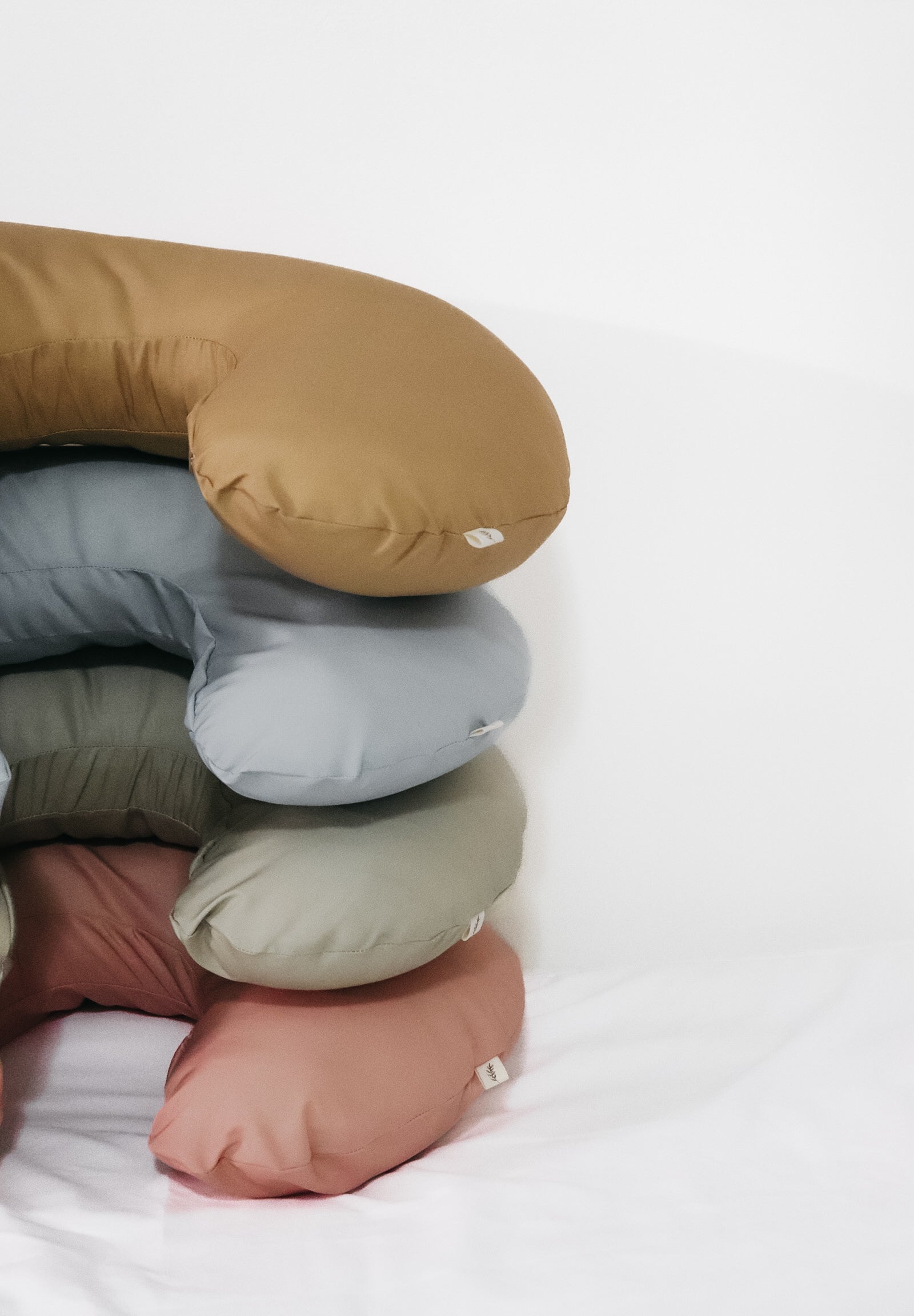 Ribbon Wipeable Nursing Pillow Cover