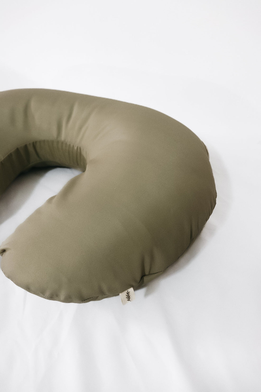 Meadow Wipeable Nursing Pillow Cover
