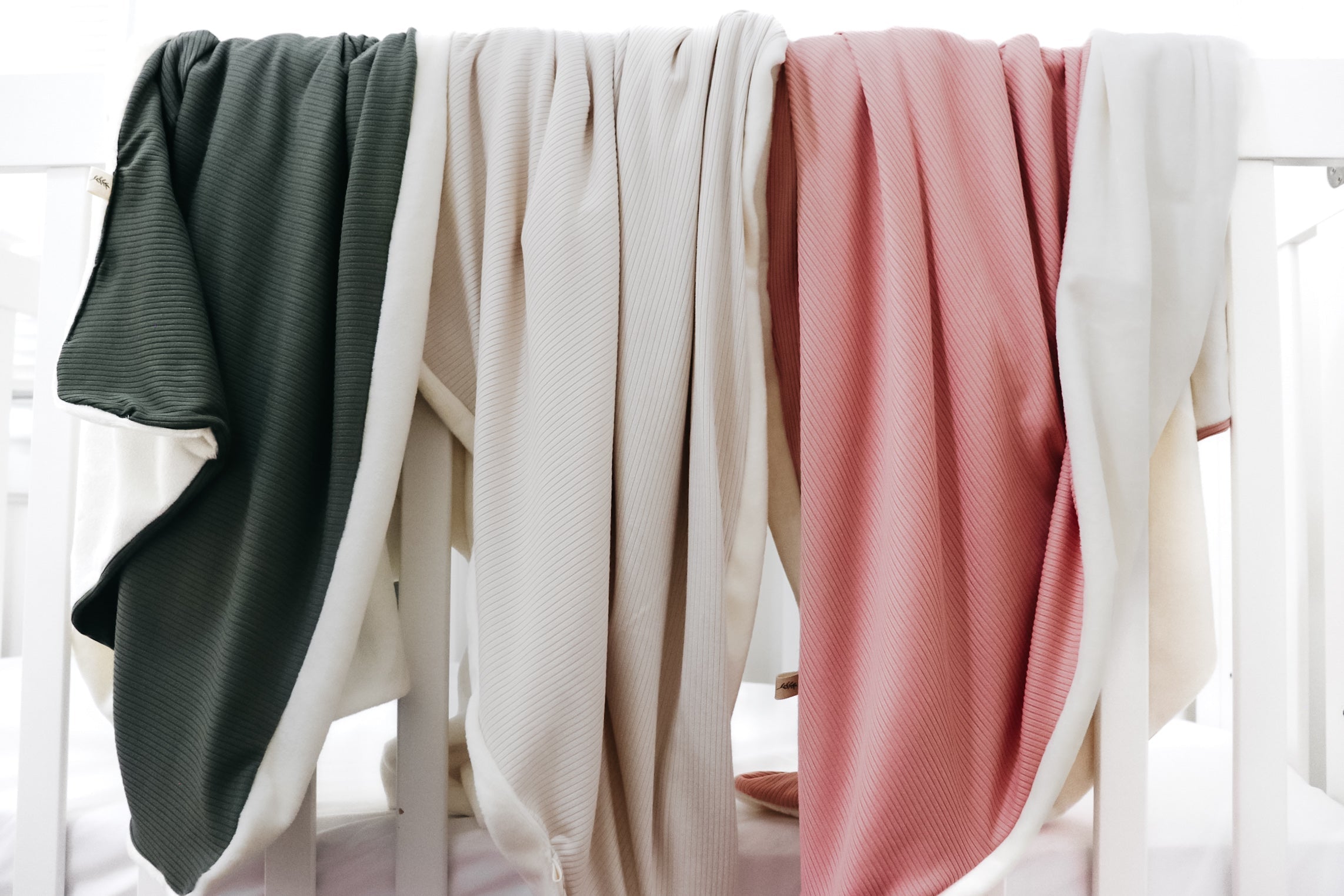 Peony Ribbed Toddler Blanket