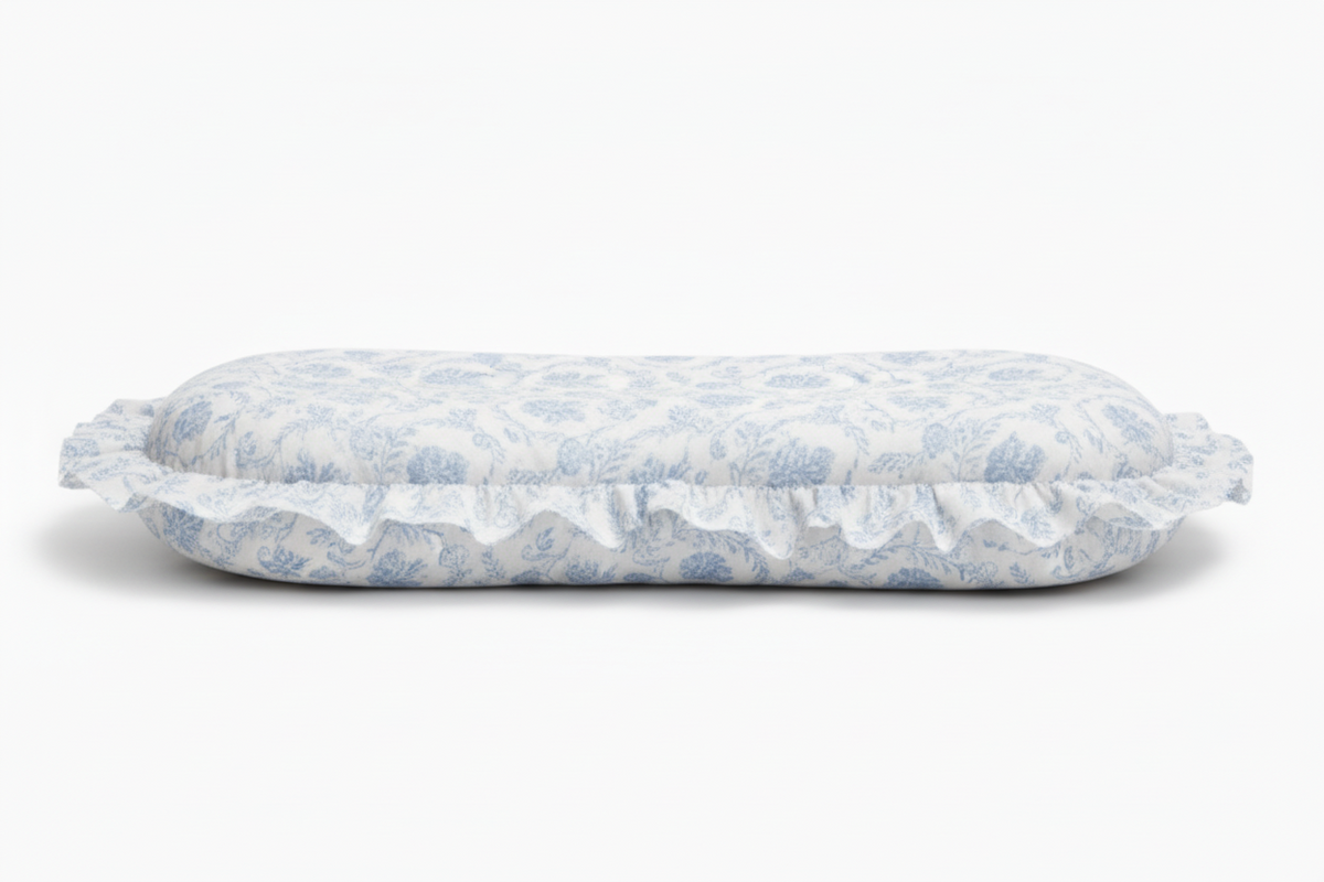 Blue Chinoiserie Ruffle Baby Lounger Cover