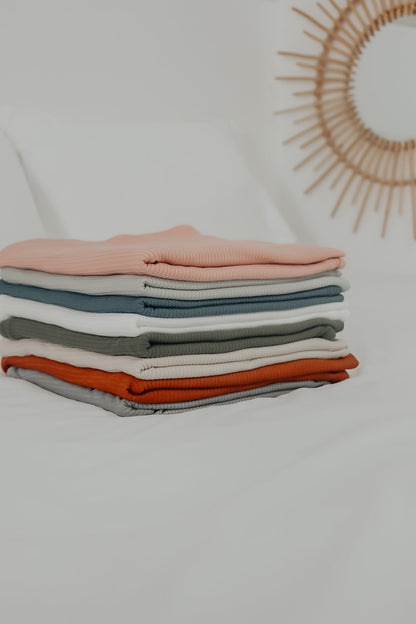 Peony Ribbed Stretch Swaddle