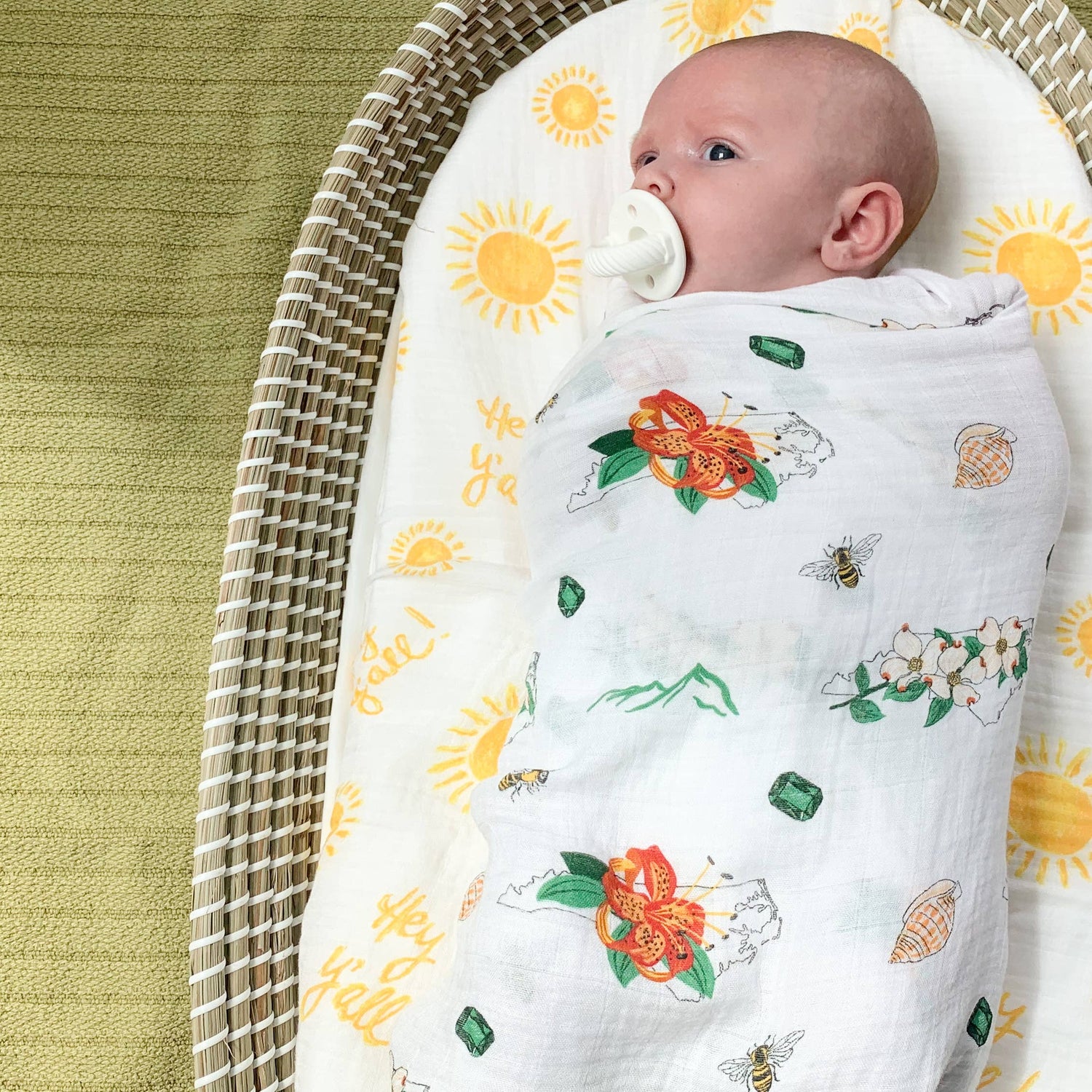 North Carolina Baby (Floral): Muslin Cotton Baby Swaddle