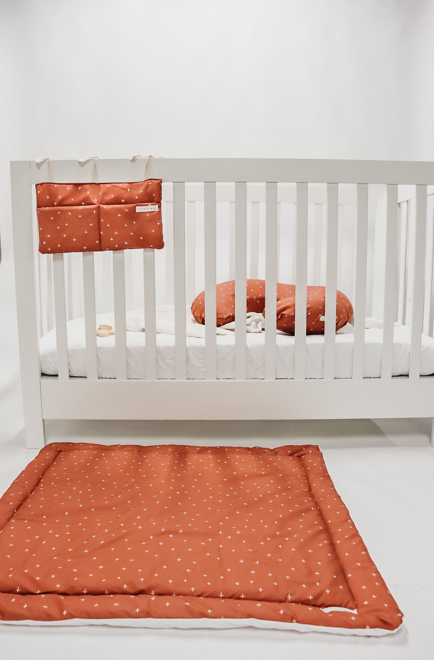 Starlight Crib Organizer