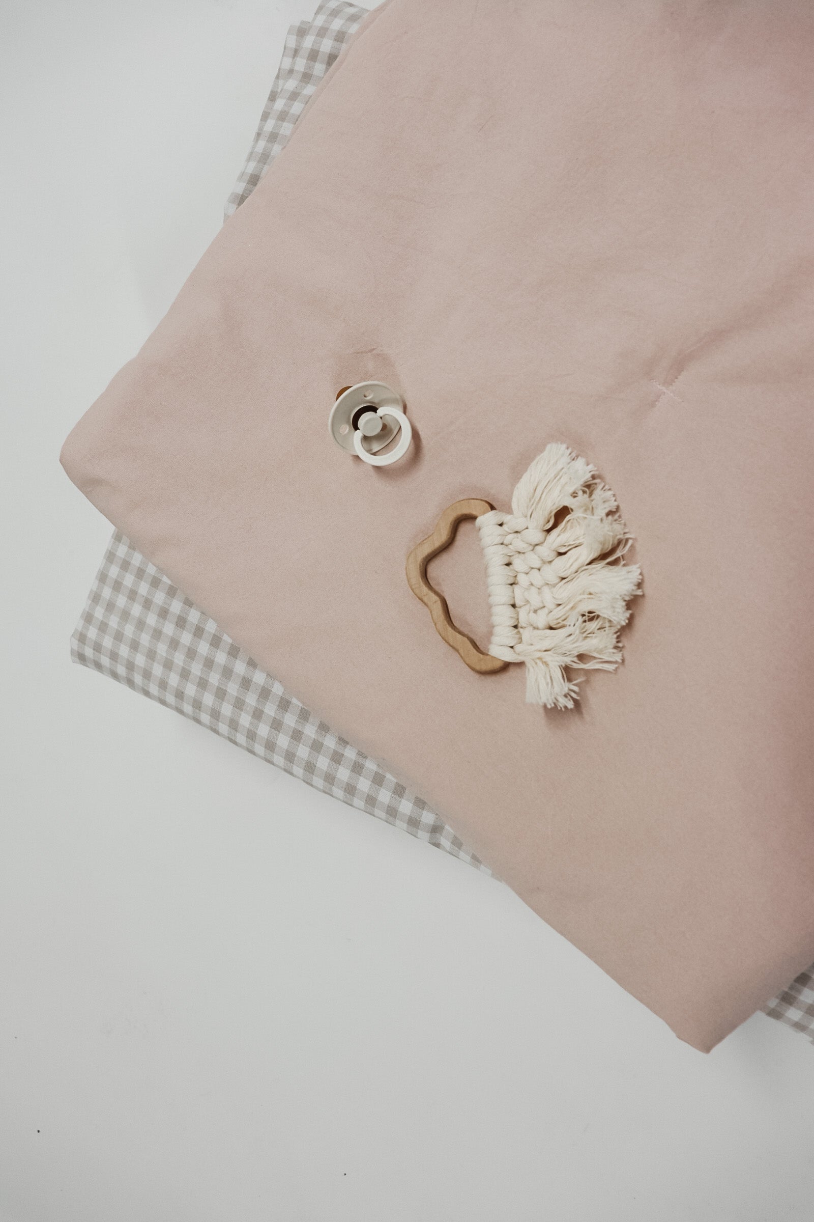 Poppy Crib Quilted Blanket