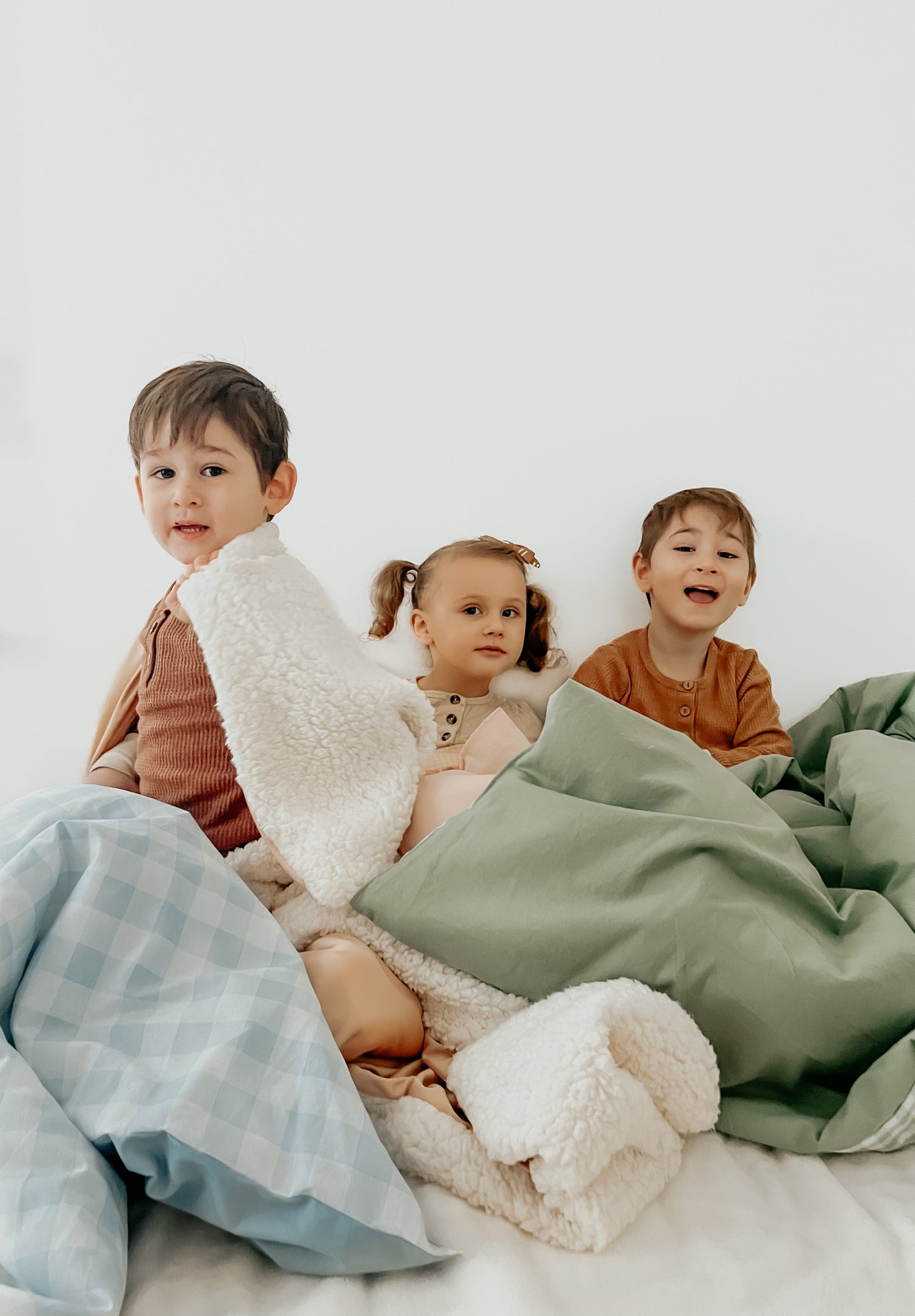 Marine Gingham Quilted Blanket